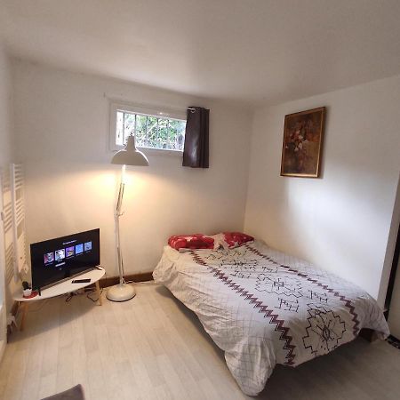 Studio Marjorie Indep. Dans Maison Particuliere Мериньяк Экстерьер фото
